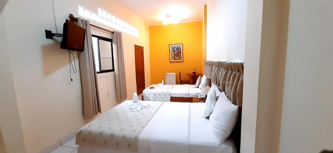 Hostal Huayruro Iquitos Eksteriør bilde